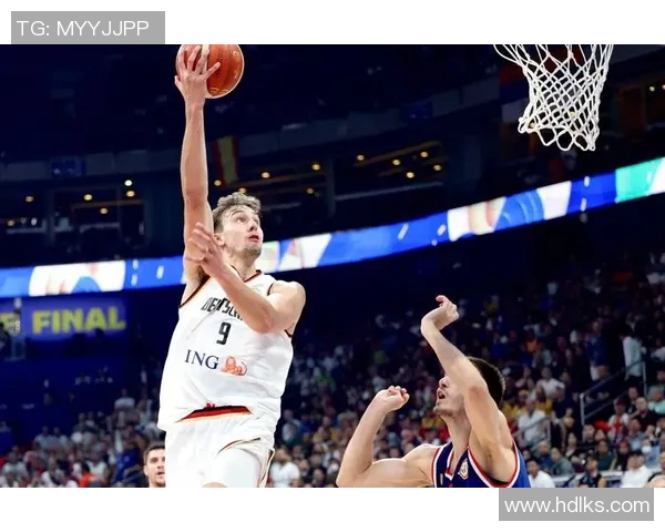 北京篮球队在欧锦赛中的灵活性展现与战术创新分析