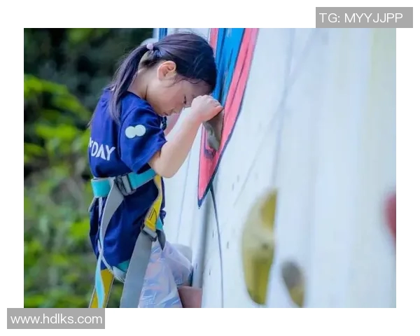 对话攀岩高手周敏分享她的攀岩生涯与心路历程 对话攀岩高手周敏分享她的攀岩生涯与心路历程