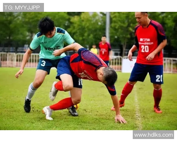 弗拉门戈与瓦斯科达的激烈对决展现足球魅力与激情的巅峰对抗