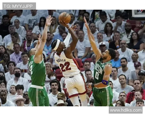 热火季后赛对决凯尔特人全力以赴争夺东部冠军荣耀之战