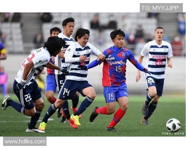 神户船与札幌冈萨的激烈对决展现足球魅力与团队精神