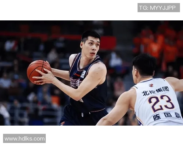 任骏飞领衔广东男篮奋战CBA赛季展现全能球技与团队精神