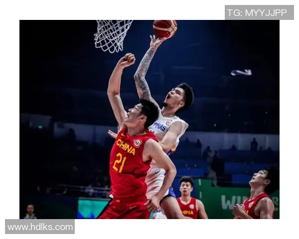 中国男篮对阵菲律宾篮球队的精彩对决引发球迷热烈关注与期待 中国男篮对阵菲律宾篮球队的精彩对决引发球迷热烈关注与期待