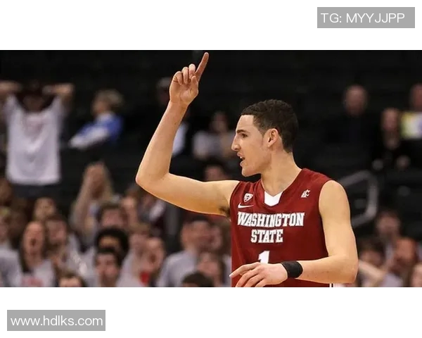 李慕豪的篮球之路从青涩少年到职业球员的成长与蜕变