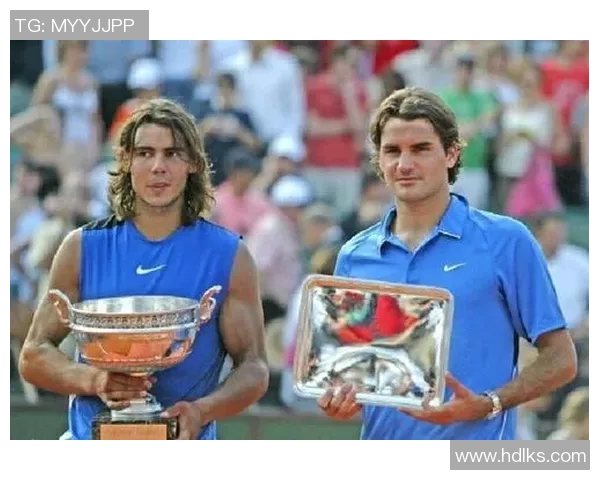 雷丁与诺维奇精彩对决全场录播回顾与分析 雷丁与诺维奇精彩对决全场录播回顾与分析