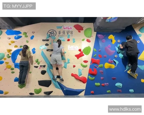 攀岩之巅：深入杭州攀岩队的灵活性与训练秘诀探讨