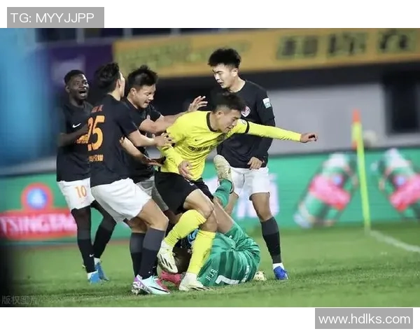 成都篮球队的节奏与战术探讨：如何提升球队整体表现与观赏性