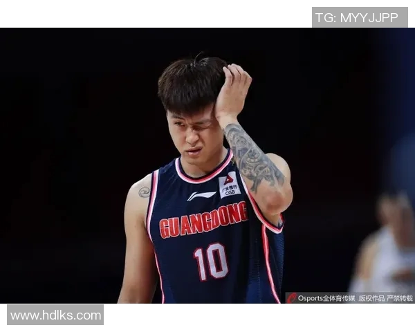 赵睿的篮球之路从青涩少年到CBA明星的成长故事与奋斗历程